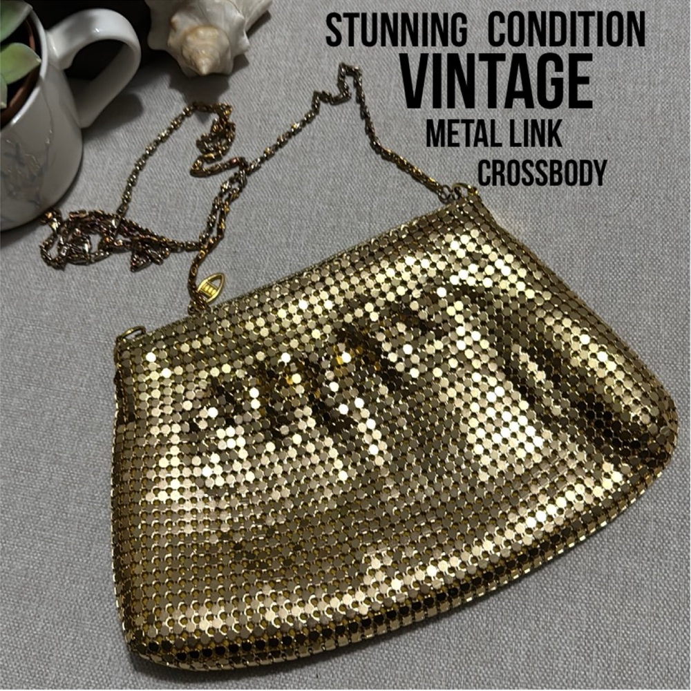 Vintage Metal Mesh Bag-Crossbody Chain Link Strap-8.5x6-Gold Toned
